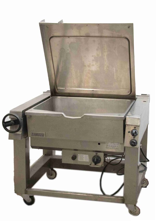 sauteuse gaz zanussi